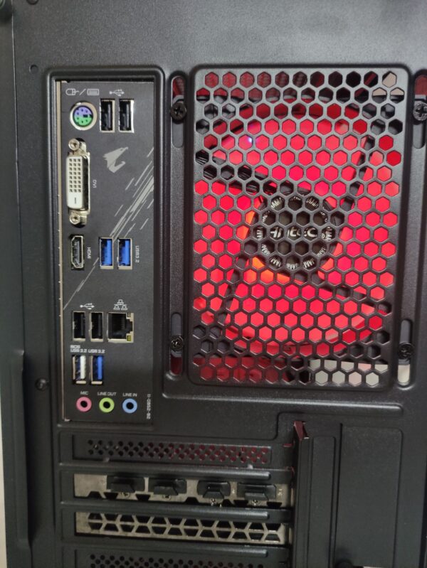 PC gamer Ryzen 5 5600, RAM 32GB, RTX 2060 8GB